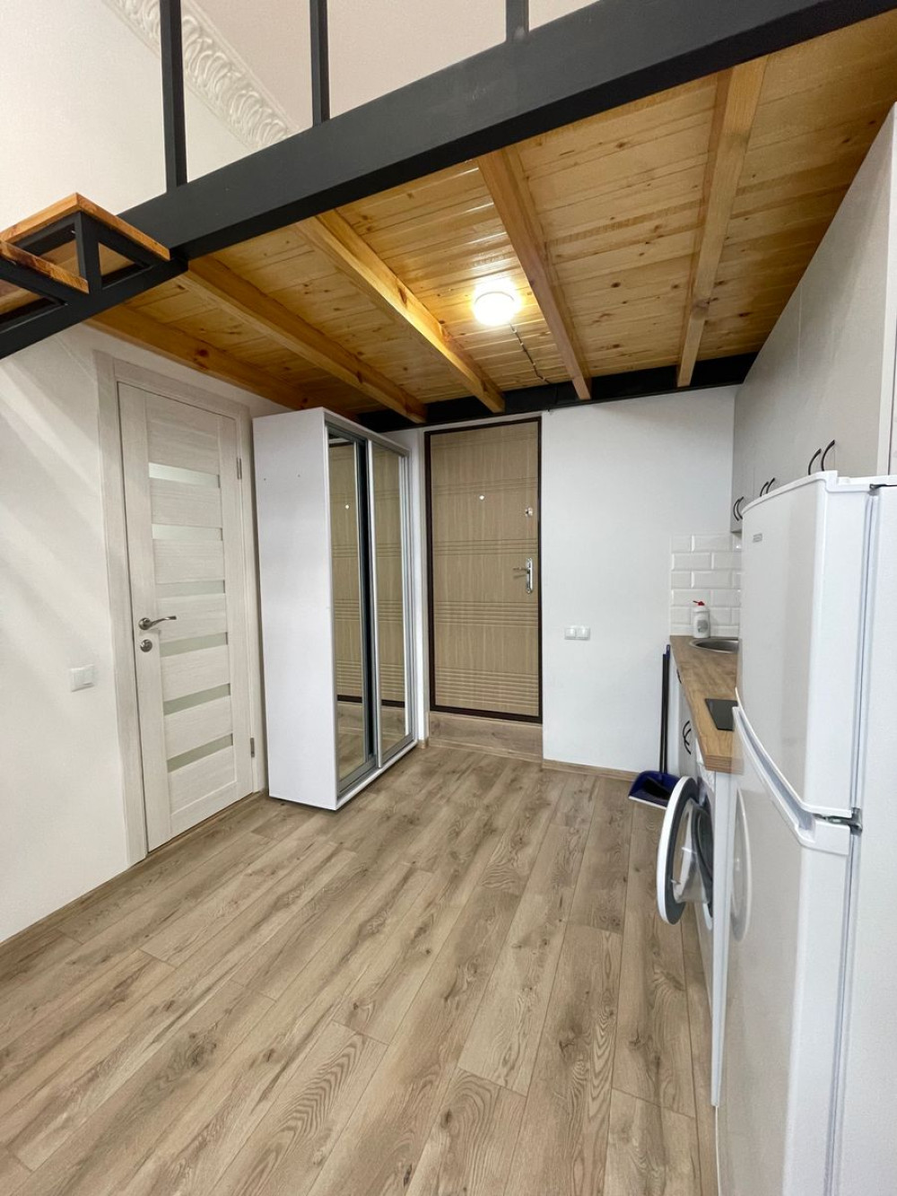 Квартира на ул. Успенская, 194 м², 275 000$ — FAKTOR
