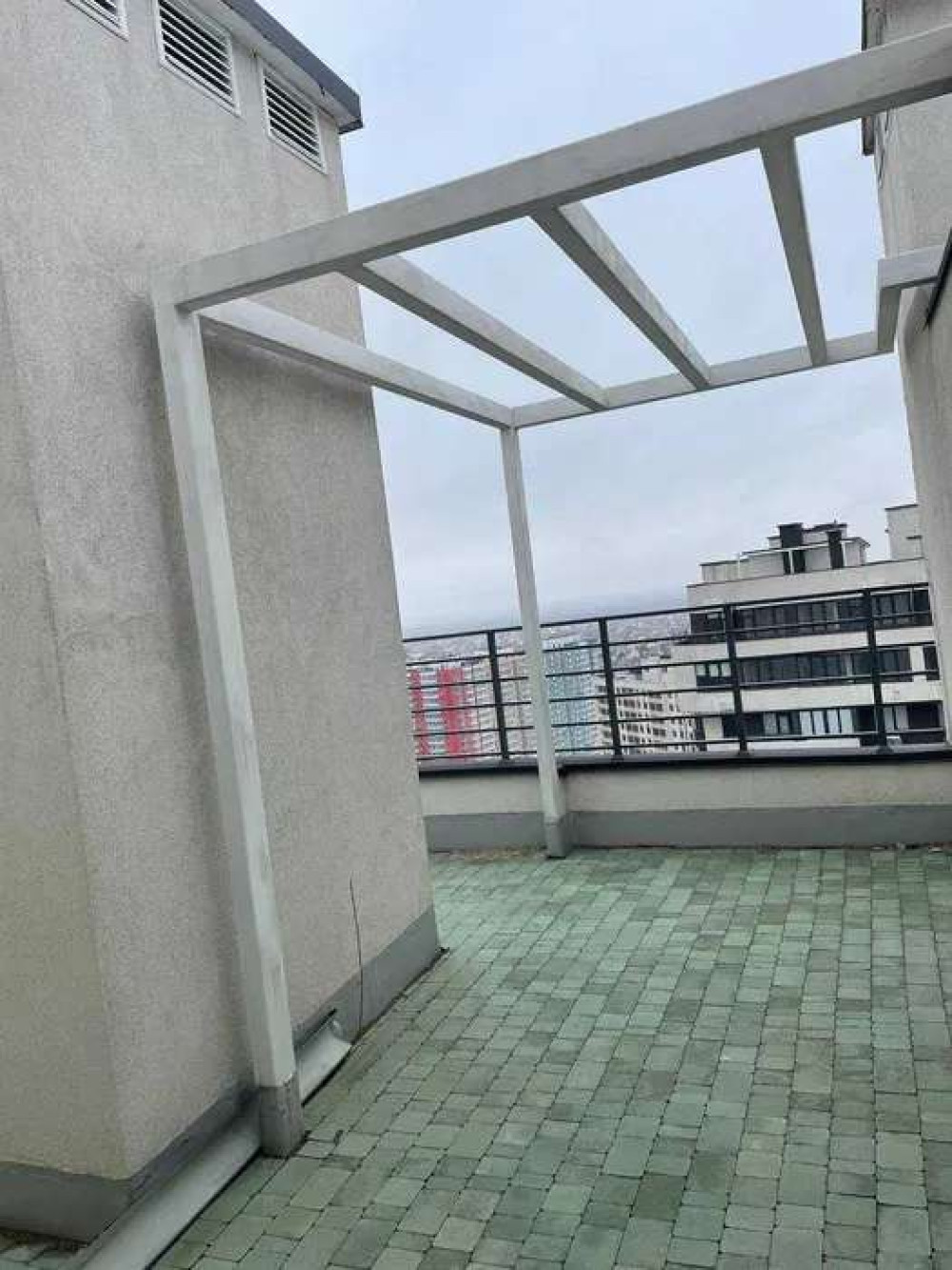 Квартира на ул. Спортивная, 148 м², 130 000$ — FAKTOR