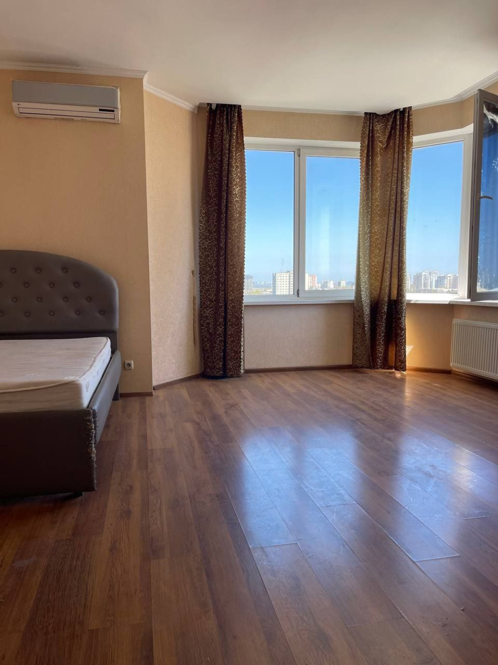Квартира на ул. Среднефонтанская, 89 м², 80 000$ — FAKTOR