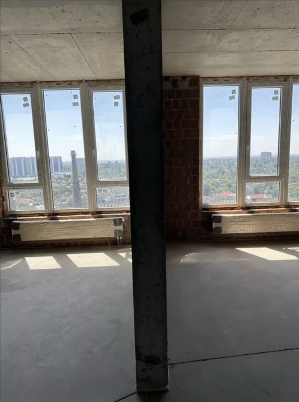 Квартира на ул. Ивана Франко, 100 м², 120 000$ — FAKTOR
