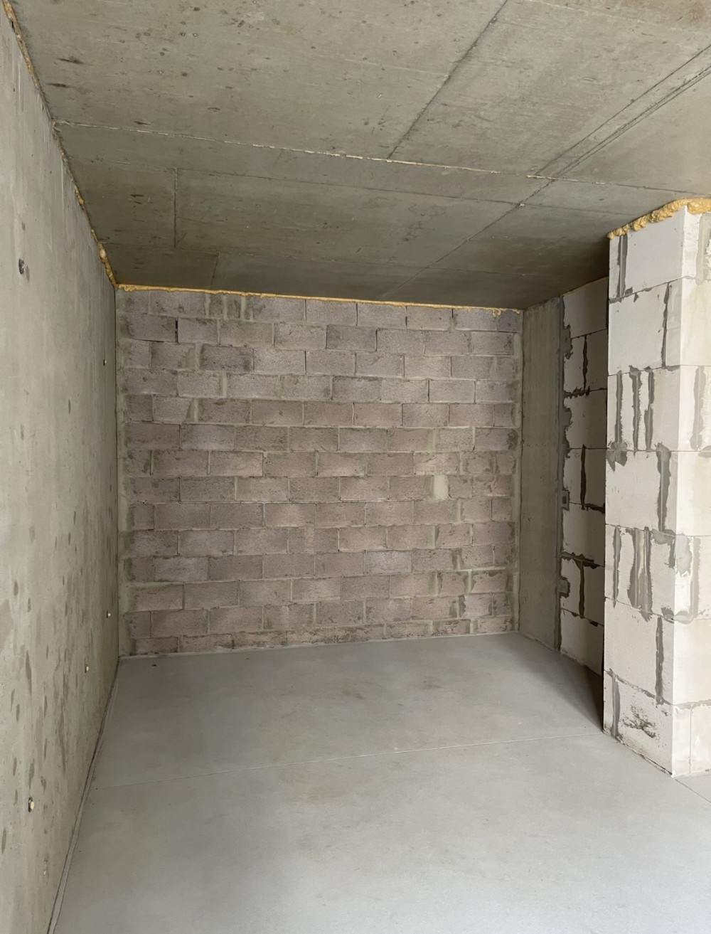 Квартира на ул. Школьная, 33 м², 25 000$ — FAKTOR