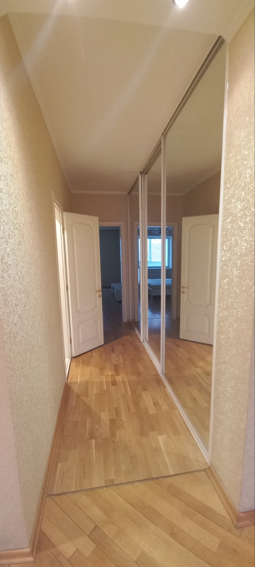 Квартира на ул. Армейская, 178 м², 180 000$ — FAKTOR