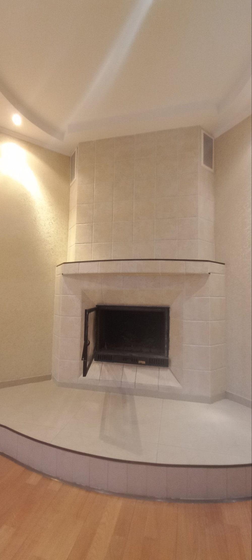 Квартира на ул. Армейская, 178 м², 180 000$ — FAKTOR
