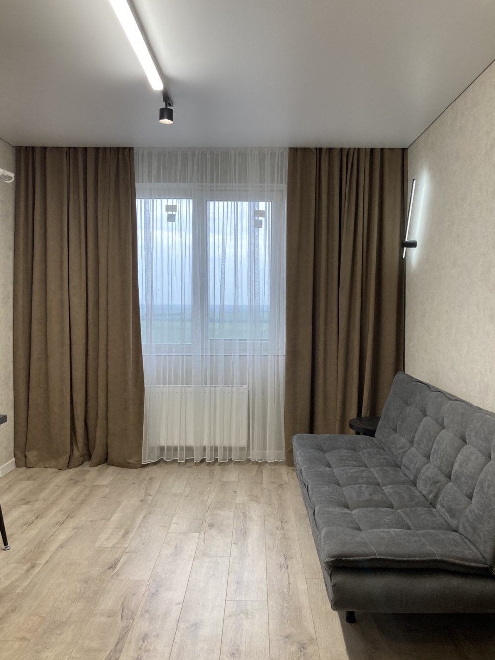 Квартира на ул. Сахарова Академика, 44 м², 62 000$ — FAKTOR