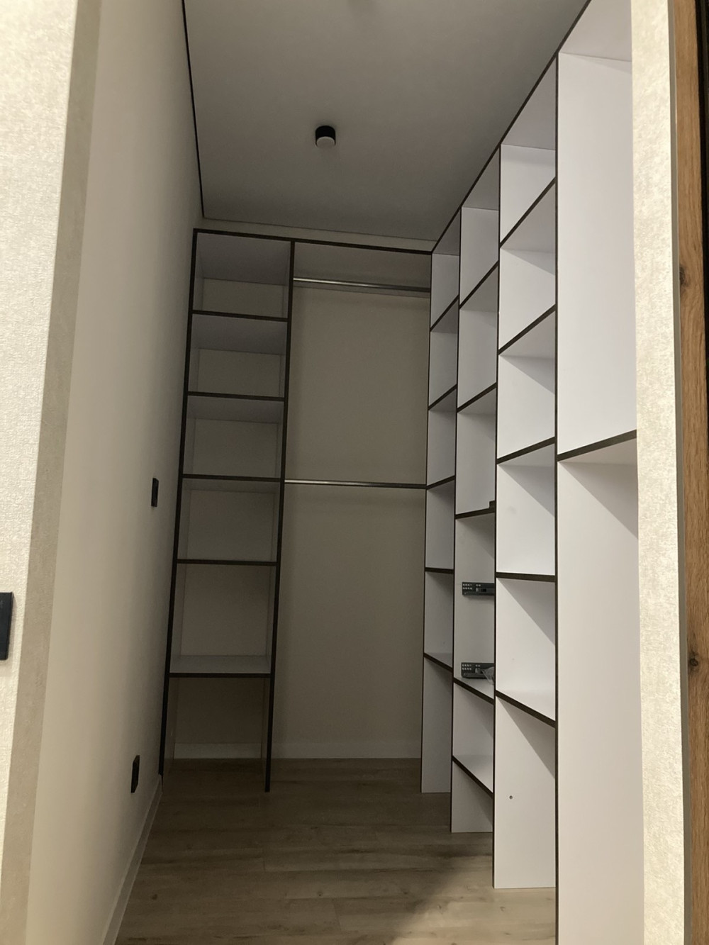 Квартира на ул. Сахарова Академика, 44 м², 62 000$ — FAKTOR