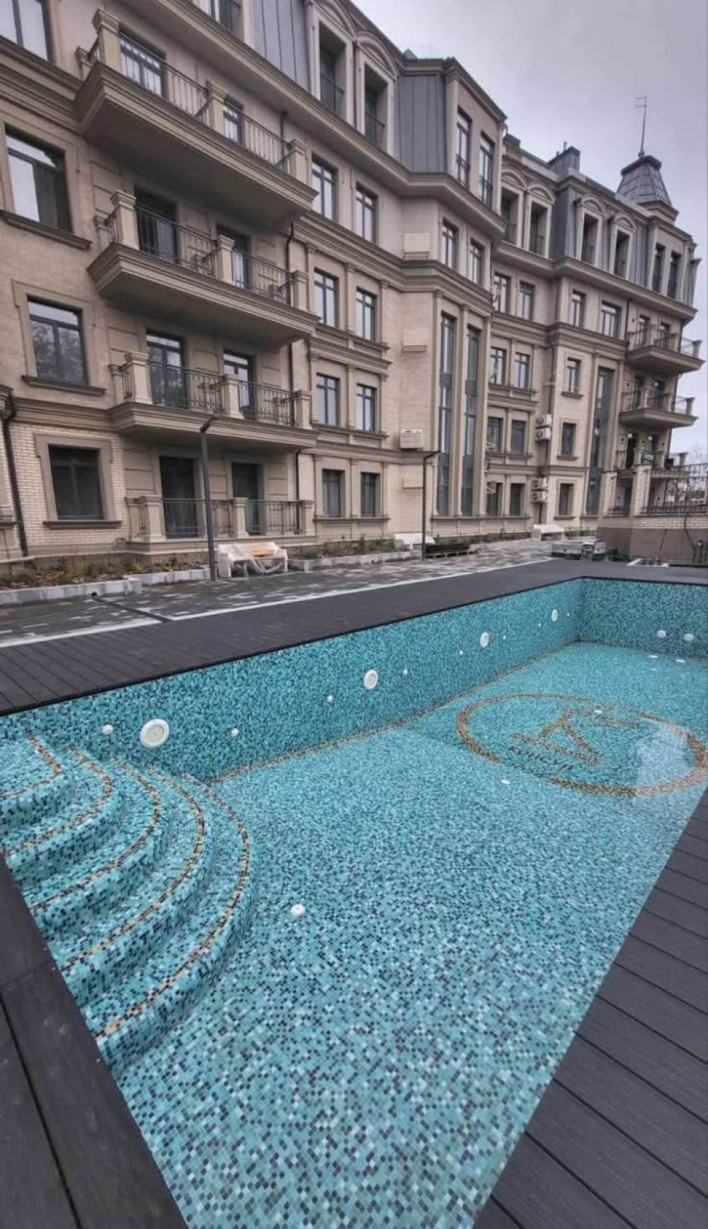 2-комнатные, 70 м²